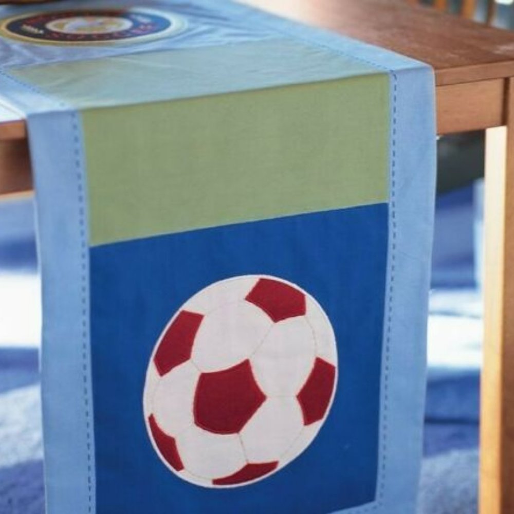 Pottery Barn Kids World Soccer Cotton Table Runner 17" x 70" NEW in PACKAGE - Picture 3 of 4